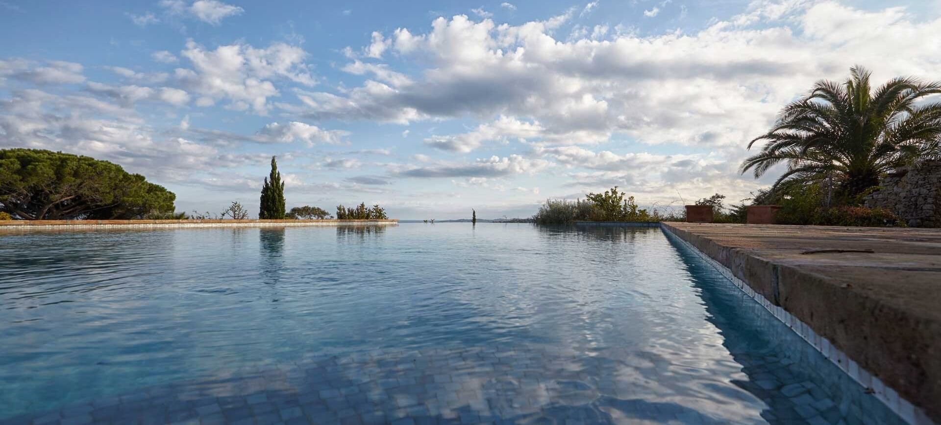 ВИЛЛА ТУПИН — luxury villa rental in Saint-Tropez | Cyrus International