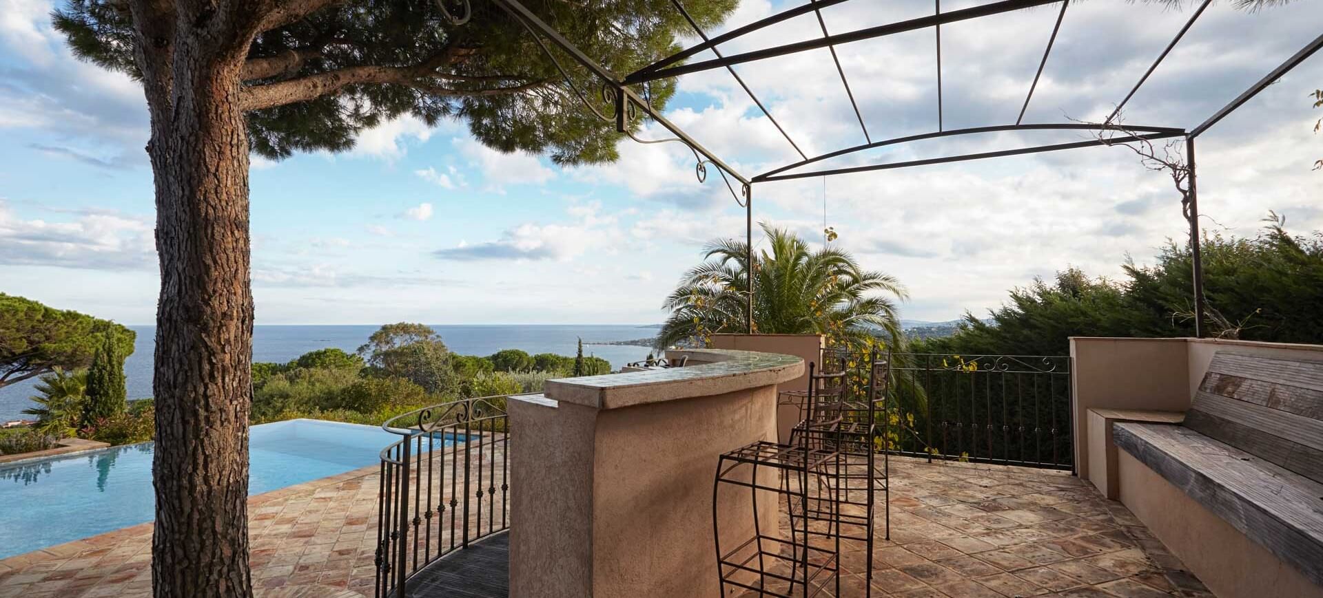 ВИЛЛА ТУПИН — luxury villa rental in Saint-Tropez | Cyrus International