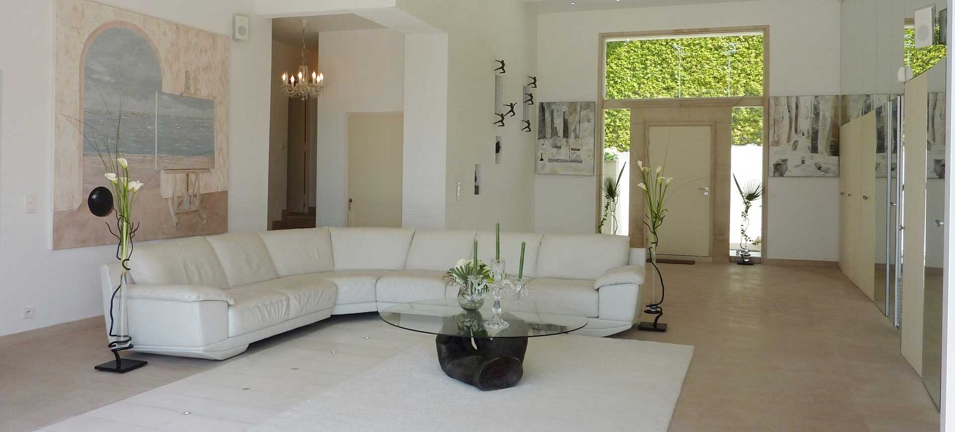Living room at Villa Jasmine, Saint-Tropez