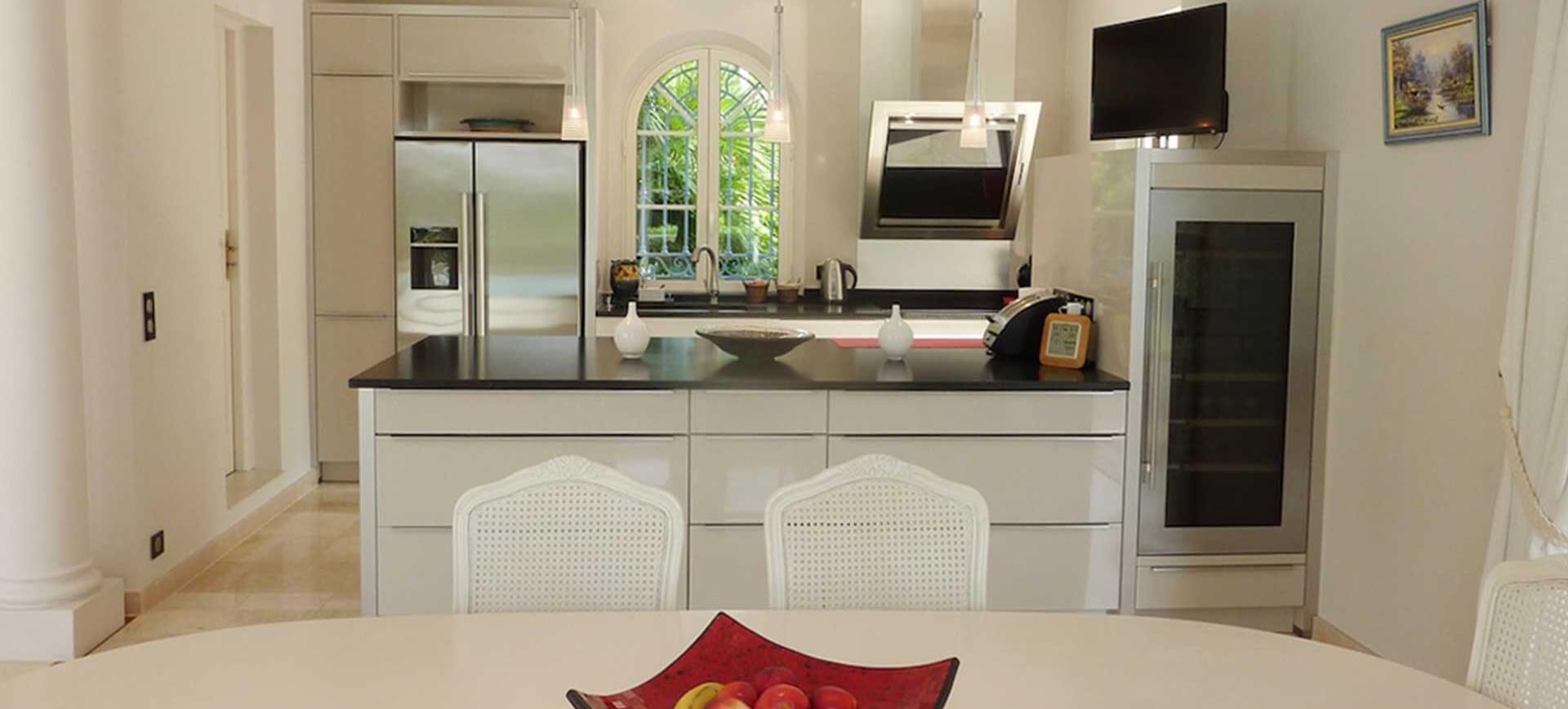 Kitchen at Villa L'Aurier, Saint-Tropez / Ramatuelle
