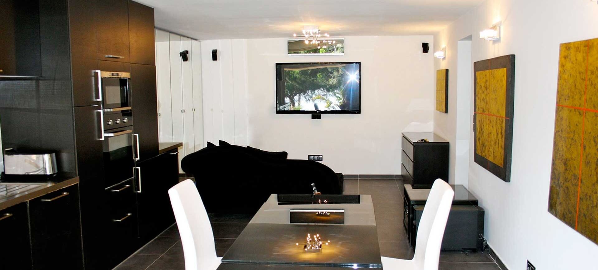 Living room at Villa Les Sardinaux, Saint-Tropez / Sainte-Maxime