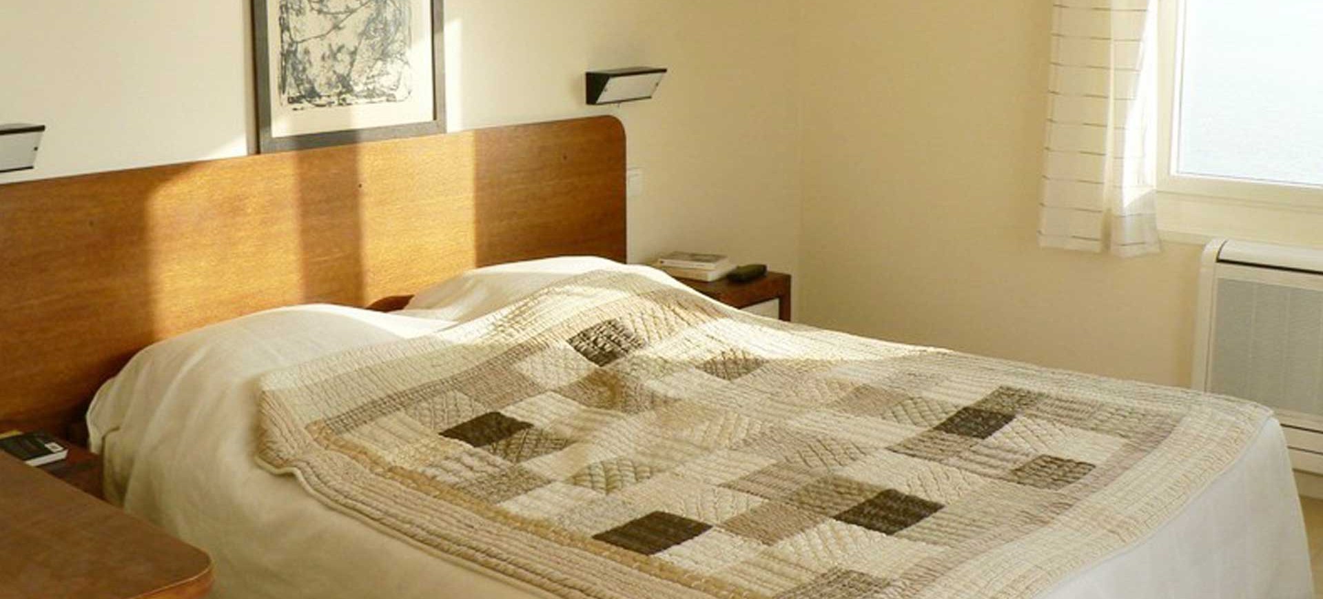 Bedroom at Villa Pieds dans l'eau, Saint-Tropez / Sainte-Maxime