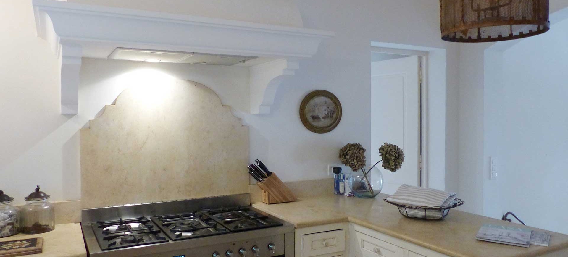 Kitchen at Villa Martina, Saint-Tropez / Gassin / Sinopolis