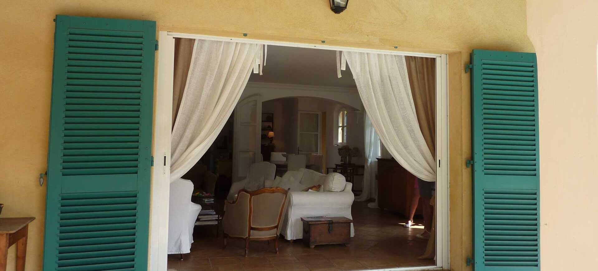 Living room at Villa Moulin, Saint-Tropez