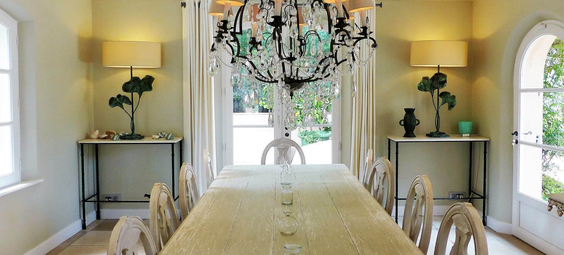 Dining area at Villa Madeleine, Ramatuelle