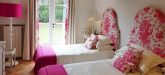 0516 pink bedroom