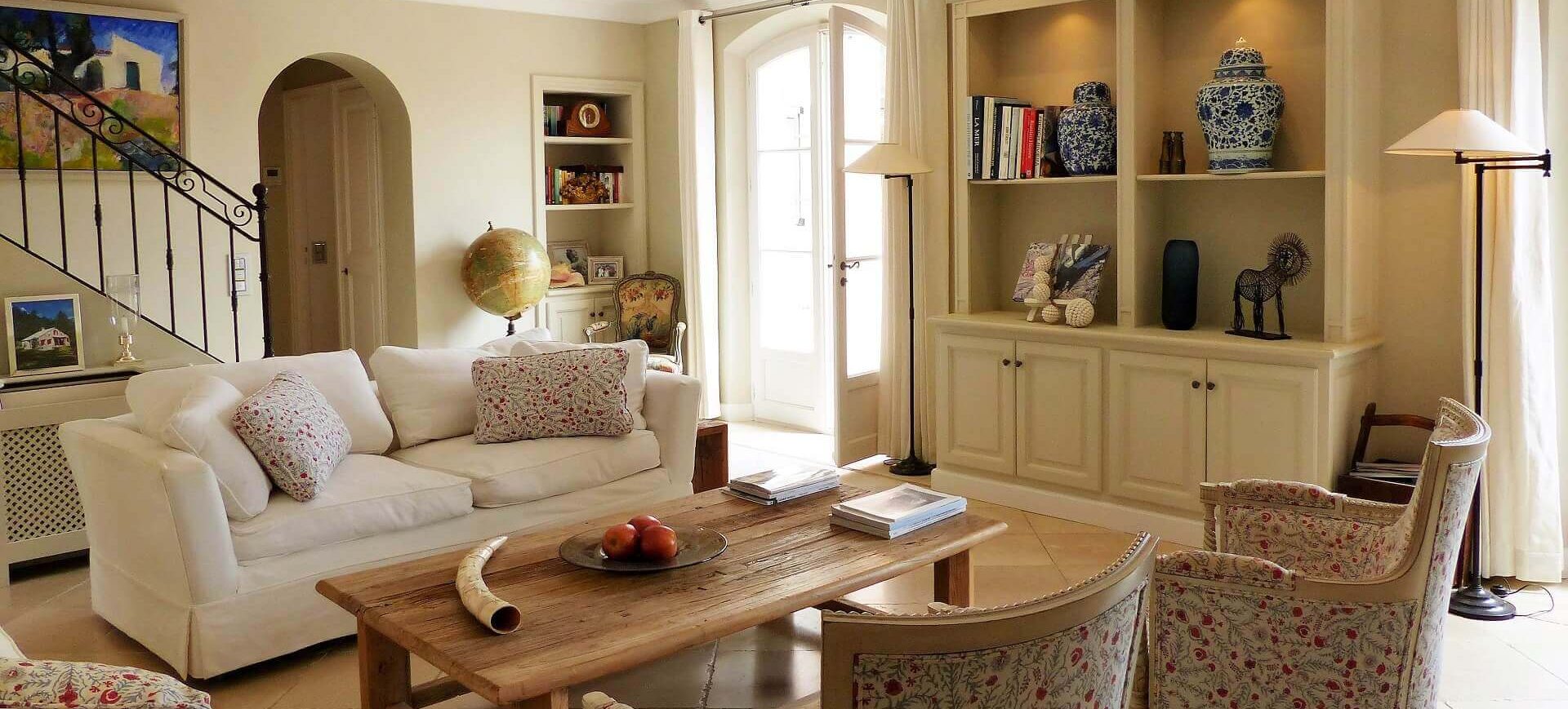 Living room at Villa Madeleine, Ramatuelle