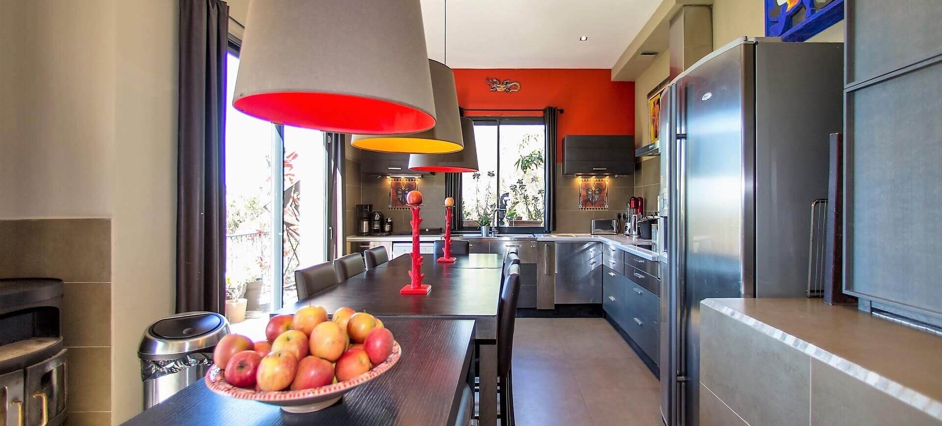 Kitchen at Villa d'Artist, La Croix Valmer / Saint-Tropez