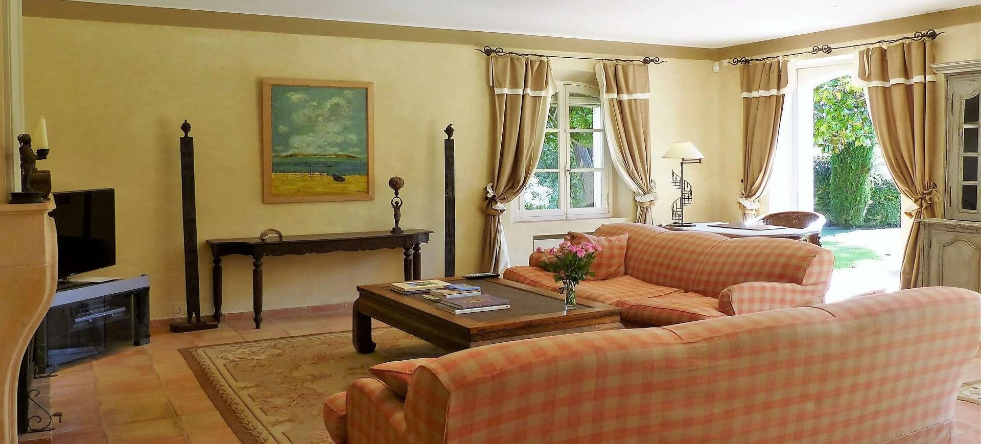 Вилла Фабьен — luxury villa rental in Saint-Tropez | Cyrus International