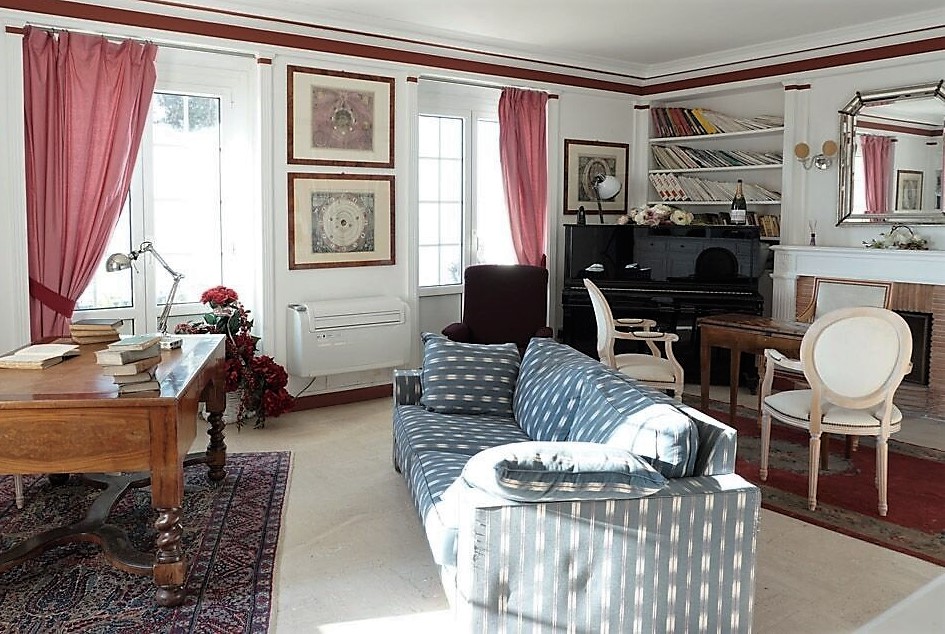 Living room at Silvia Luxury Resort (six villas), Saint-Tropez / Grimaud