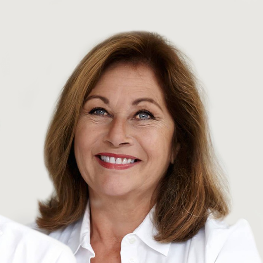Sylvana Maanurdin, Cyrus International concierge Saint-Tropez