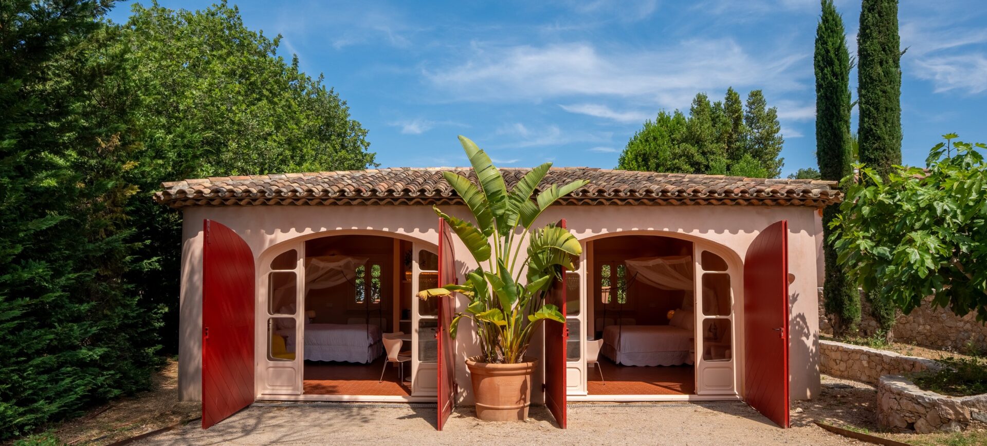 Villa Riviera Rose — luxury villa rental in Saint-Tropez | Cyrus Villas