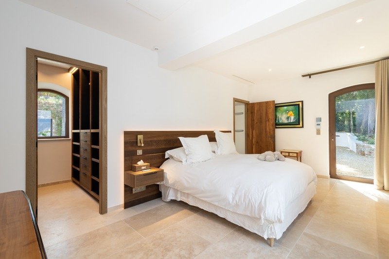 Villa Topaze — luxury villa rental in Saint-Tropez | Cyrus Villas
