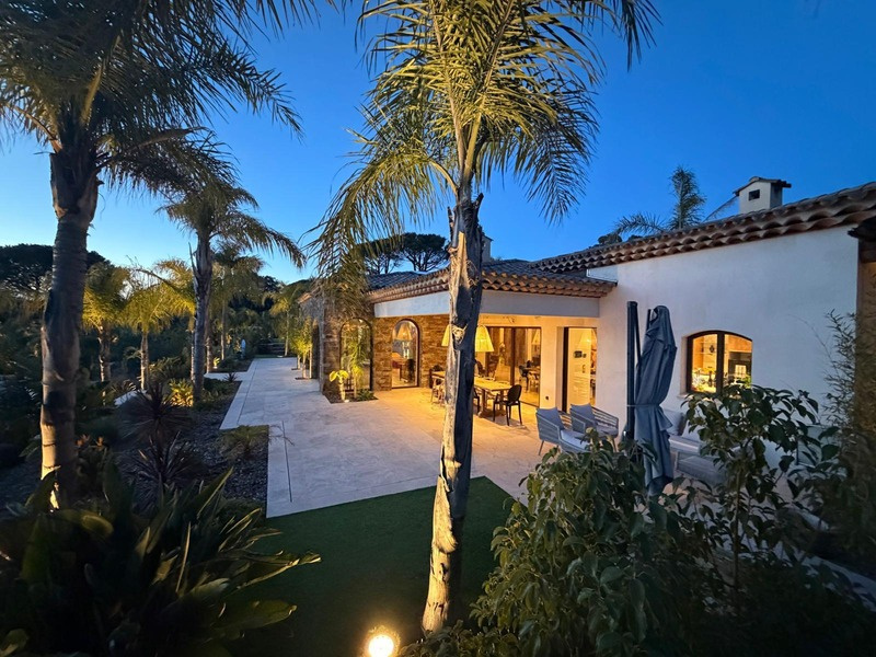 Villa Topaze — luxury villa rental in Saint-Tropez | Cyrus Villas